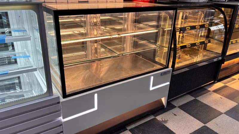 125 CM ÜFLEMELİ PASTA TATLI DOLABI ERGÜL TEKNİK
