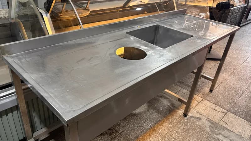 220 CM BULAŞIK MAKİNA GİRİŞLİ PASLANMAZ ÇÖP SIYIRMALI TEKLİ EVİYE