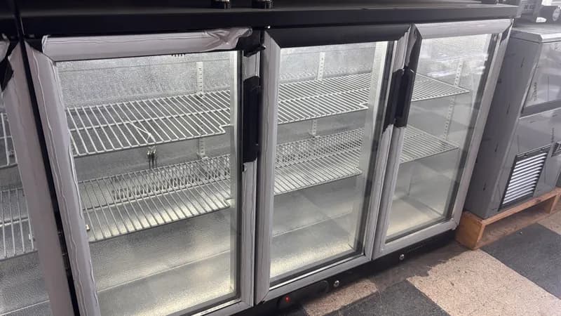 ÜÇ KAPILI BOYALI METAL ŞİŞE SOĞUTUCU BACK BAR N'DUSTRIO
