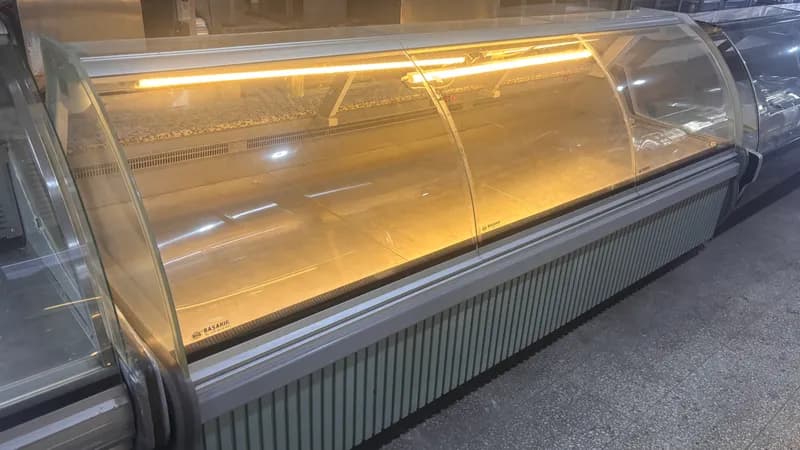 295 CM KASAP TAVUK ŞARKÜTERİ SOĞUTUCU DEPOLU VİTRİN TEŞHİR DOLABI