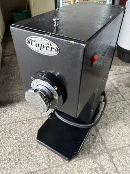 TİCARİ TİP KAHVE ÖĞÜTÜCÜ DEĞİRMENİ TOPER